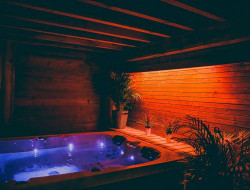 Weekend avec jacuzzi privatif   